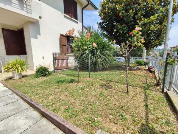 Foto Appartamento in affitto a Arzignano