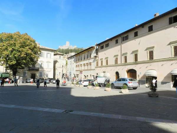 Foto Appartamento in affitto a Assisi