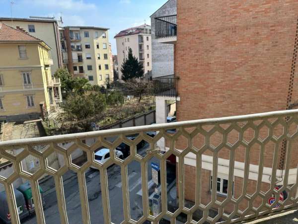 Foto Appartamento in affitto a Asti