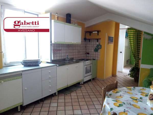 Foto Appartamento in affitto a Avezzano