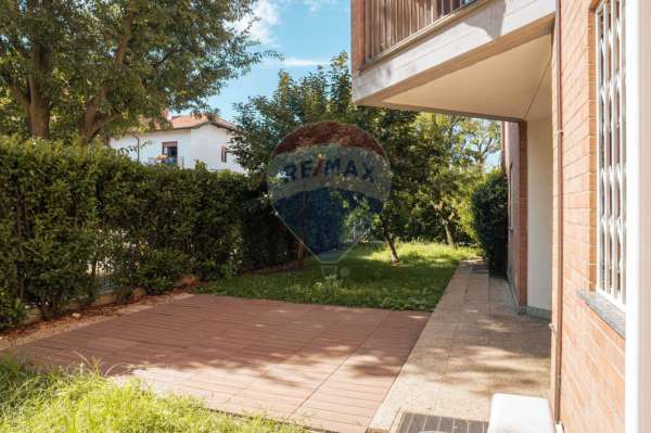 Foto Appartamento in affitto a Bareggio