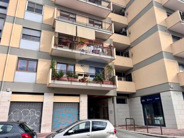 Foto Appartamento in affitto a Bari