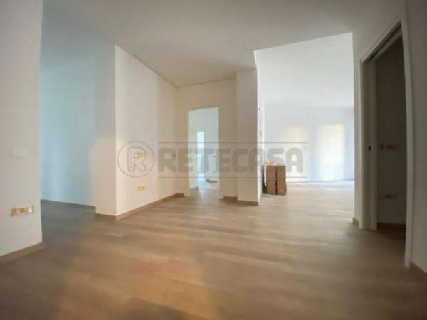 Foto Appartamento in affitto a Bassano Del Grappa - 4 locali 130mq