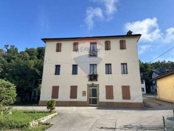 Foto Appartamento in affitto a Belluno, Chiesurazza