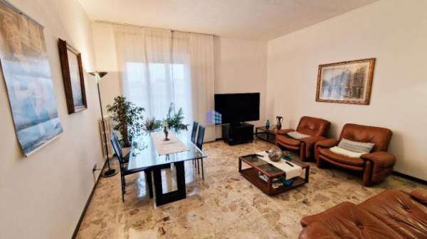 Foto Appartamento in affitto a Bergamo - 3 locali 127mq