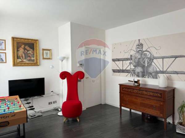 Foto Appartamento in affitto a Bergamo - 4 locali 130mq