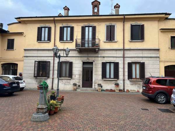 Foto Appartamento in affitto a Bollate