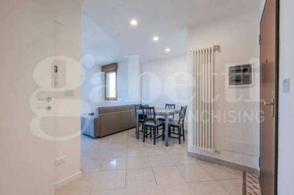 Foto Appartamento in affitto a Bologna - 1 locale 55mq