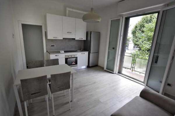 Foto Appartamento in affitto a Bologna - 2 locali 45mq