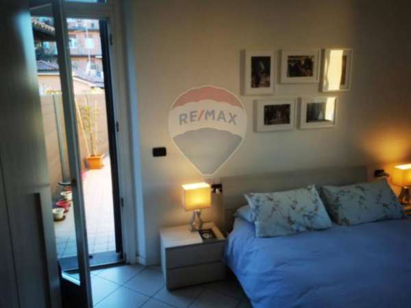 Foto Appartamento in affitto a Bologna - 3 locali 85mq