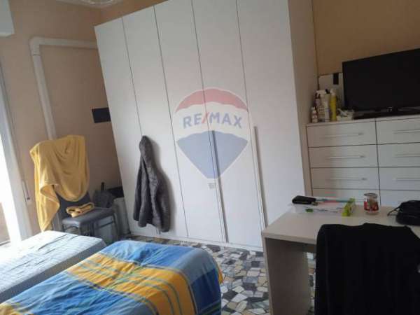 Foto Appartamento in affitto a Bologna - 4 locali 130mq