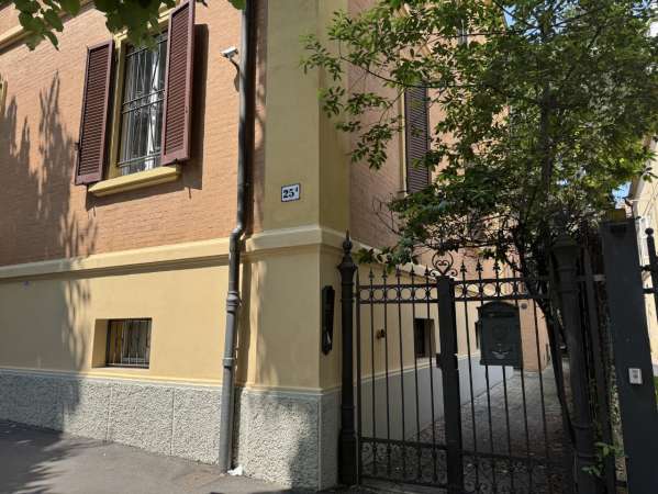 Foto Appartamento in affitto a Bologna