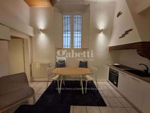 Foto Appartamento in affitto a Bologna