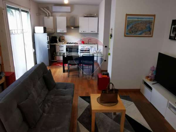 Foto Appartamento in affitto a Bologna