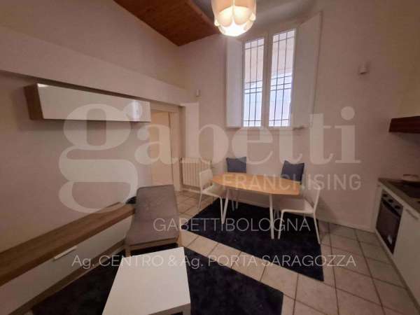 Foto Appartamento in affitto a Bologna