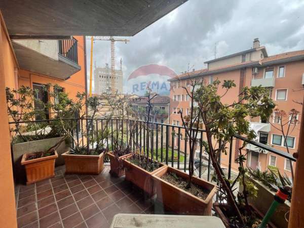 Foto Appartamento in affitto a Brescia