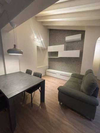 Foto Appartamento in affitto a Brescia