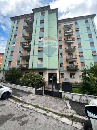 Foto Appartamento in affitto a Brescia