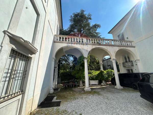 Foto Appartamento in affitto a Brescia