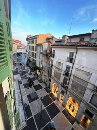 Foto Appartamento in affitto a Brescia