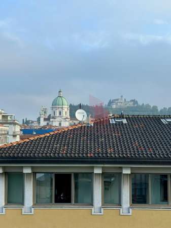 Foto Appartamento in affitto a Brescia