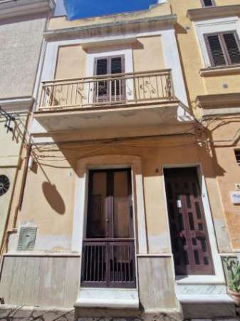 Foto Appartamento in affitto a Brindisi - 2 locali 55mq
