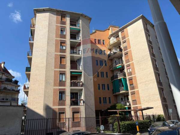 Foto Appartamento in affitto a Busto Arsizio