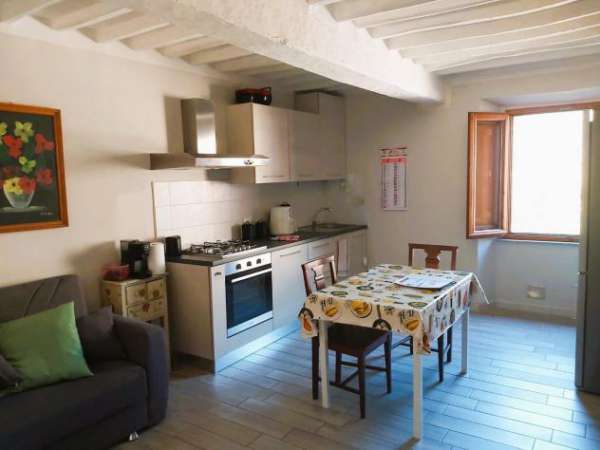 Foto Appartamento in affitto a Buti 60 mq  Rif: 1210809