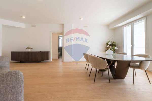 Foto Appartamento in affitto a Cagliari