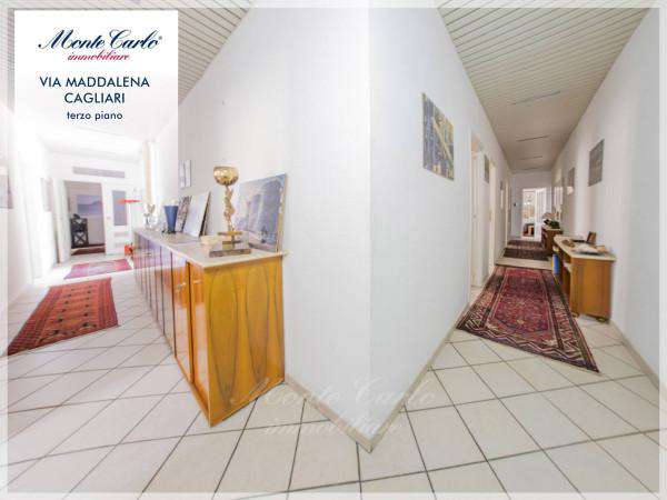 Foto Appartamento in affitto a Cagliari