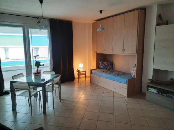 Foto Appartamento in affitto a Calambrone - Pisa 50 mq  Rif: 919195