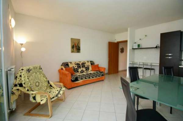 Foto Appartamento in affitto a Calambrone - Pisa 50 mq  Rif: 985910