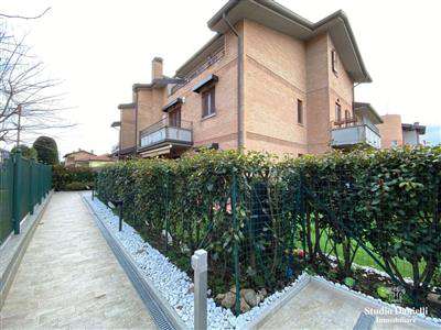 Foto Appartamento in Affitto a Carate Brianza