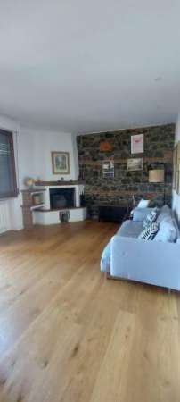 Foto Appartamento in affitto a Carmignano 90 mq  Rif: 1345825