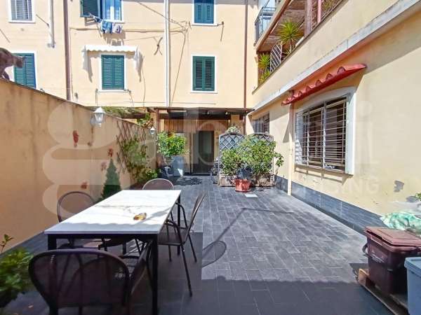 Foto Appartamento in affitto a Carrara