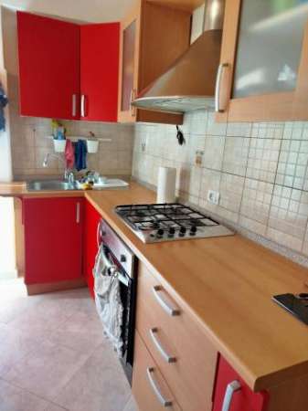 Foto Appartamento in affitto a Carrara 50 mq  Rif: 1354455