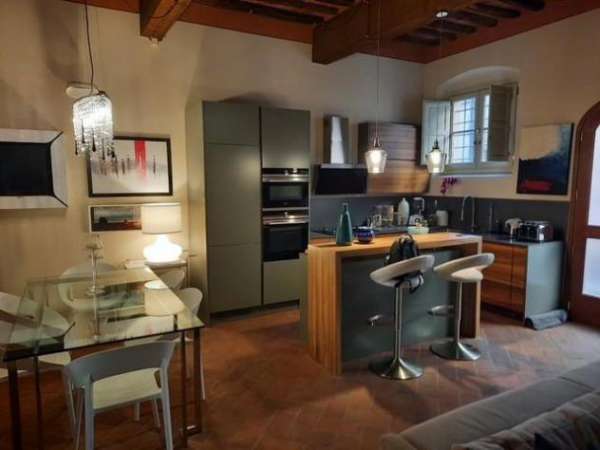 Foto Appartamento in affitto a Cascina 90 mq  Rif: 1331877
