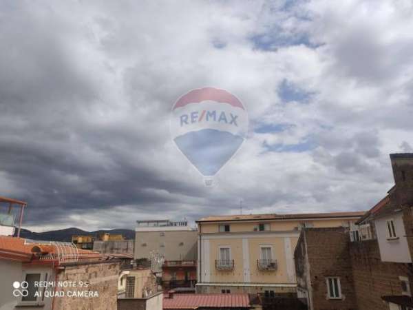 Foto Appartamento in affitto a Caserta - 2 locali 90mq