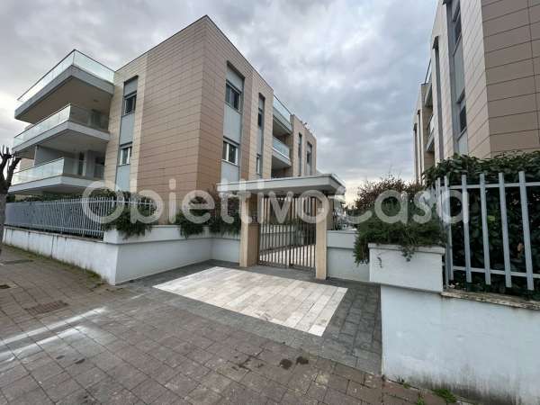 Foto Appartamento in affitto a Caserta