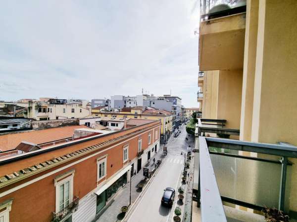 Foto Appartamento in affitto a Caserta