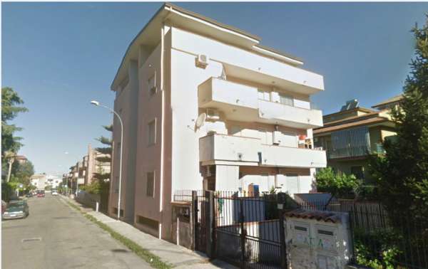 Foto Appartamento in affitto a Caserta