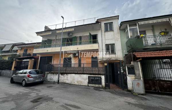 Foto Appartamento in affitto a Casoria