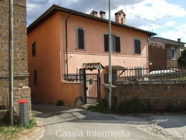 Foto Appartamento in affitto a Castel Sant'Elia