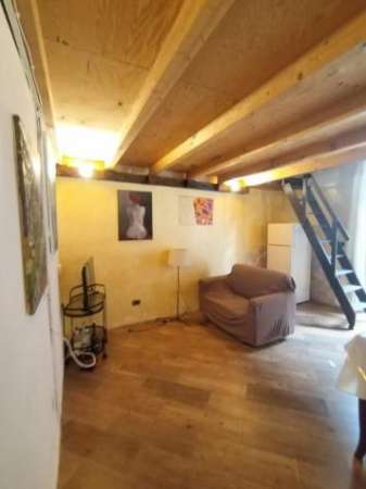 Foto Appartamento in affitto a Catania - 2 locali 50mq