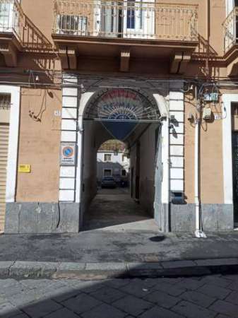 Foto Appartamento in affitto a Catania - 4 locali 110mq