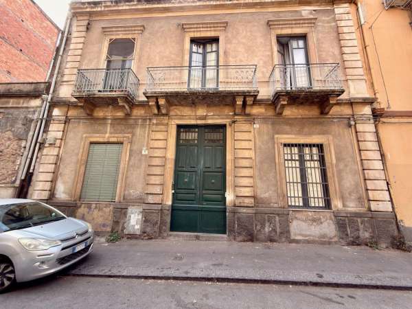 Foto Appartamento in affitto a Catania
