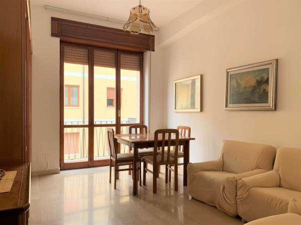 Foto Appartamento in Affitto a Catanzaro Via Azaria Tedeschi