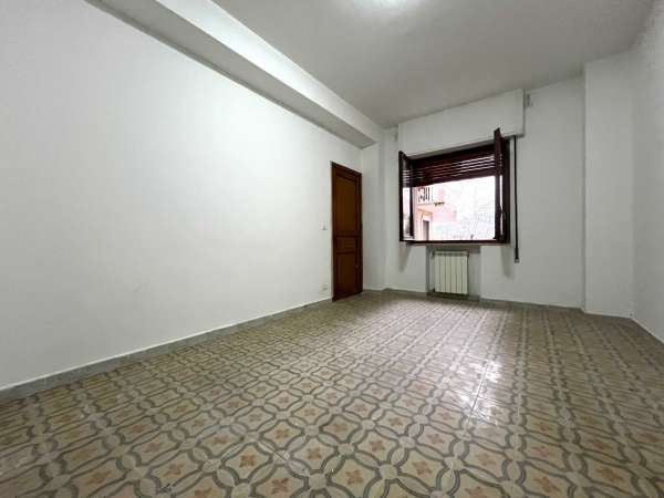Foto Appartamento in Affitto a Catanzaro Via D. Milelli