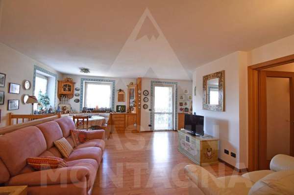 Foto Appartamento in affitto a Cavalese