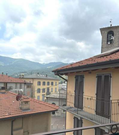 Foto Appartamento in affitto a Centro Valle Intelvi